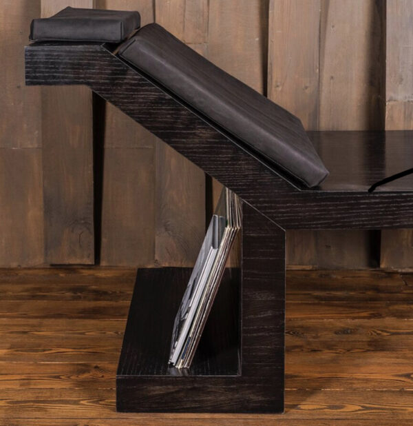 FullSizeRender-22-06-20-02-53-1 Bench
