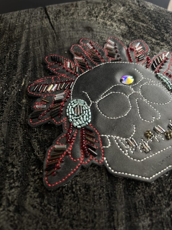 brooch 4