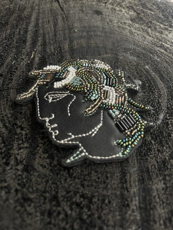brooch 2